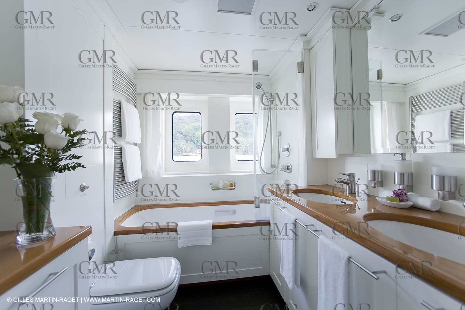 01 02 2008 - San Blas Archipelago (Panama) - Motor Yacht Senses