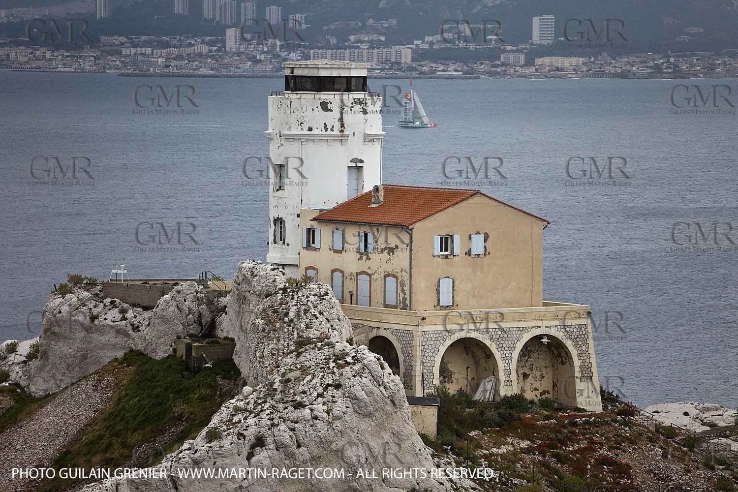 05 14 09 - Marseilles - Mediterranean Record - Groupama 3 - Franck Cammas - G Class - Start from Marseilles to Carthage (Tunisia)