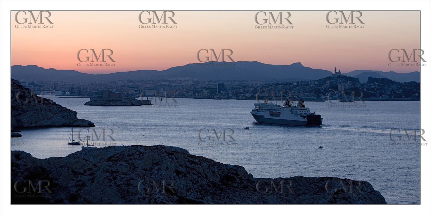 Product: in house made quality print on 8 ultrachome colors Epson ink Jet printer.Available sizes: . 50 x 100 cm. 100 x 200 cmAvailable papers: . Standard 250 gr glossy paper print, black streak, white margin, no signature. Top quality glossy 290 gr. paper, black streak, white margin, checked and signed by the author. Fine Art print (signed, numbered, stamped, registered) on demand. Other supports (Canvas, Acrylic, Metal) on demandPackaging: cylindric reinforced tubeShipping options: regular mail or Shipping companyClick on the basket icon to select your options and start the online ordering process