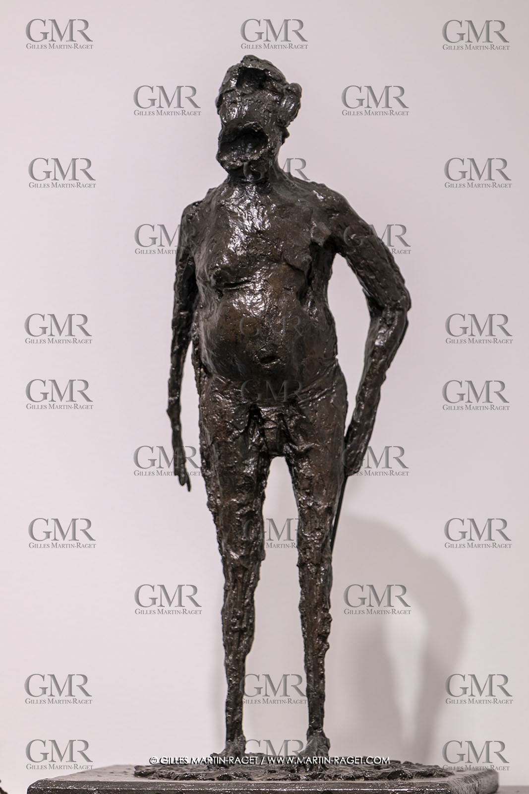 30 10 2023, Montpellier (FRA), oeuvre de Germaine Richier, Exposition Centre Pompidou - Musée Fabre 2023, L'Ogre 1949, Bronze patiné foncé, Fondeur : C. Valsuani, Paris, 81 x 45 x 41 cm, Collection particulière, Londres