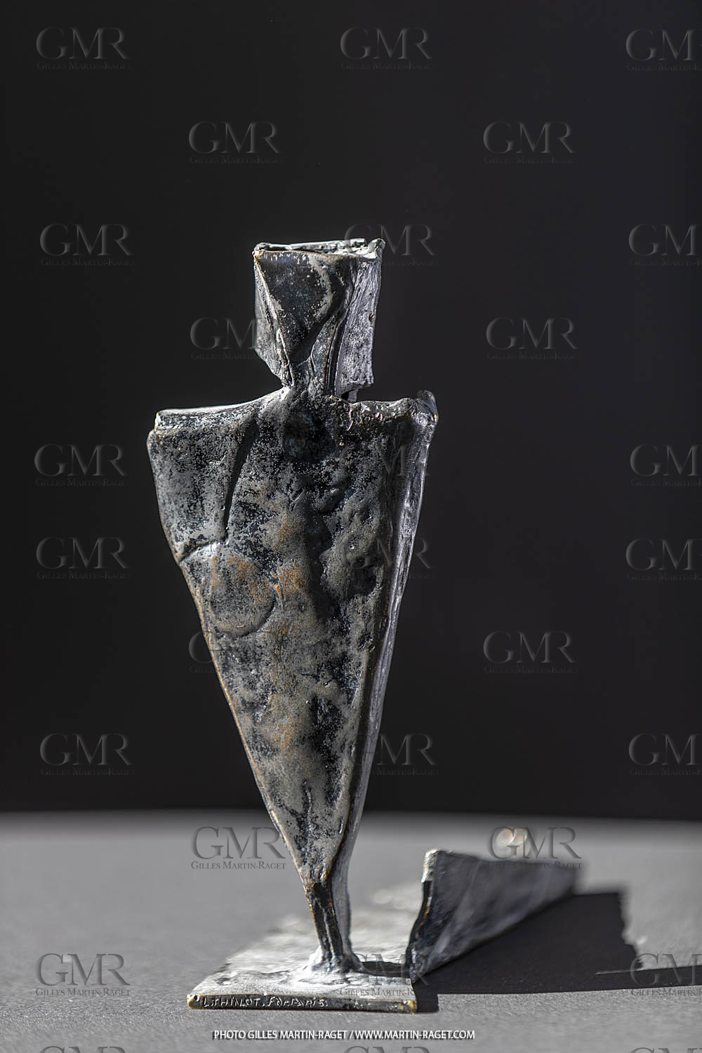 19 02 2020, Marseille (FRA,13), Oeuvre de Germaine Richier, Guerrier n° 10 1955, Bronze patiné foncé, Epreuve d'exposition, , Fondeur : L.Thinot, Paris, 20,5 x 9 x 17 cm, Collection particulière