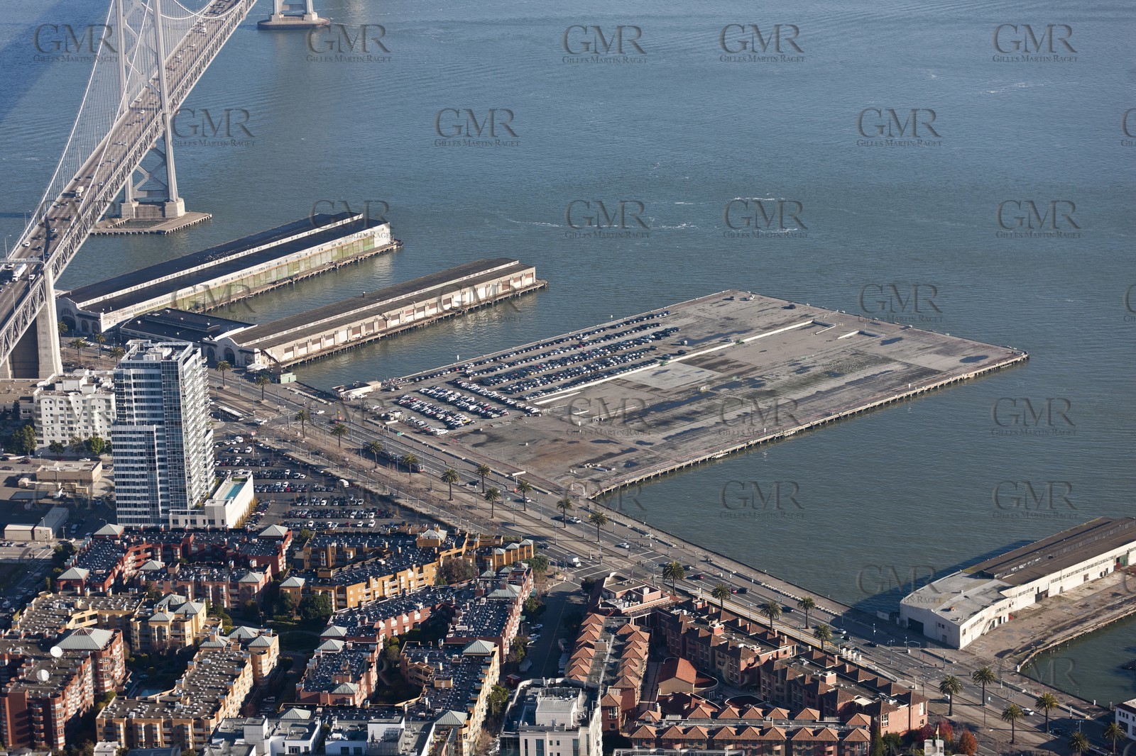 05 01 2011 - San Francisco (USA, CA) - 34th America's Cup - San Francisco waterfront  - Piers 26 (closest to bridge), Piers28, Piers 30-32