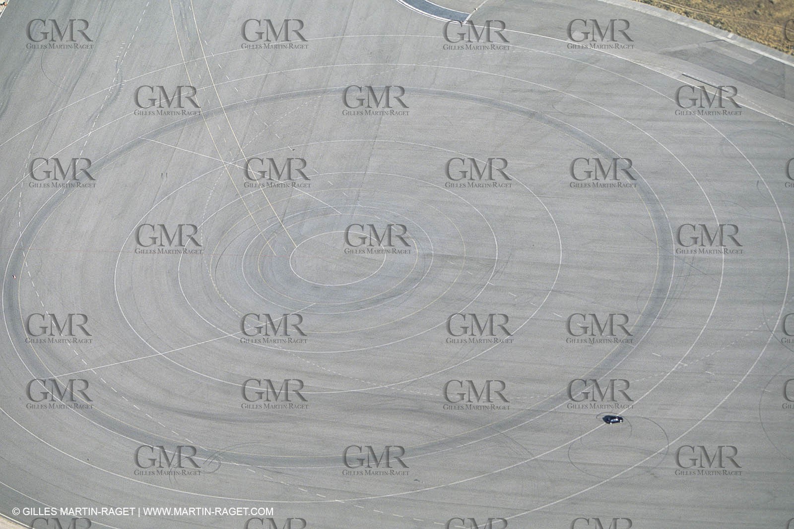 France, Provence, Plaine de la Crau, centre d'essais BMW