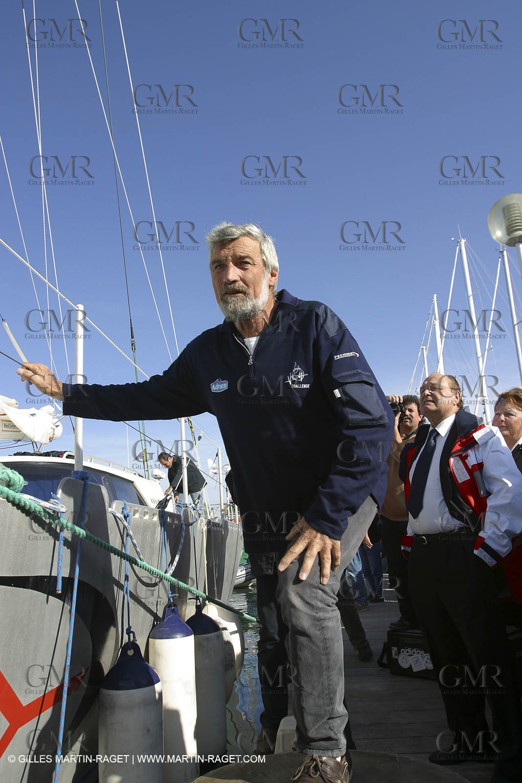 Round the world record wrong way - Adrien - Jean-Luc Van de Heede - Les Sables d'Olonne Start