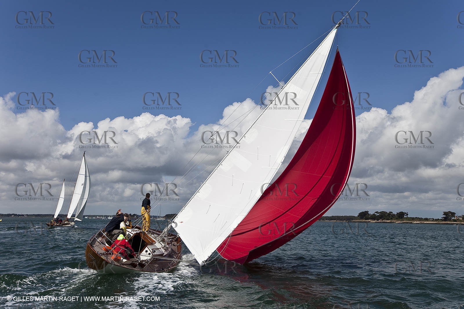 01-05-10 - Le Bono (FRA,56) - Regate Classique -Acteia II - Maica