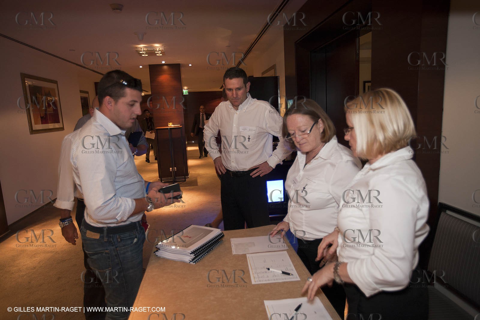 21 11 2010 - Dubai (UAE) - Dubai Louis Vuitton Trophy -  Round 2 - BMW ORACLE Racing