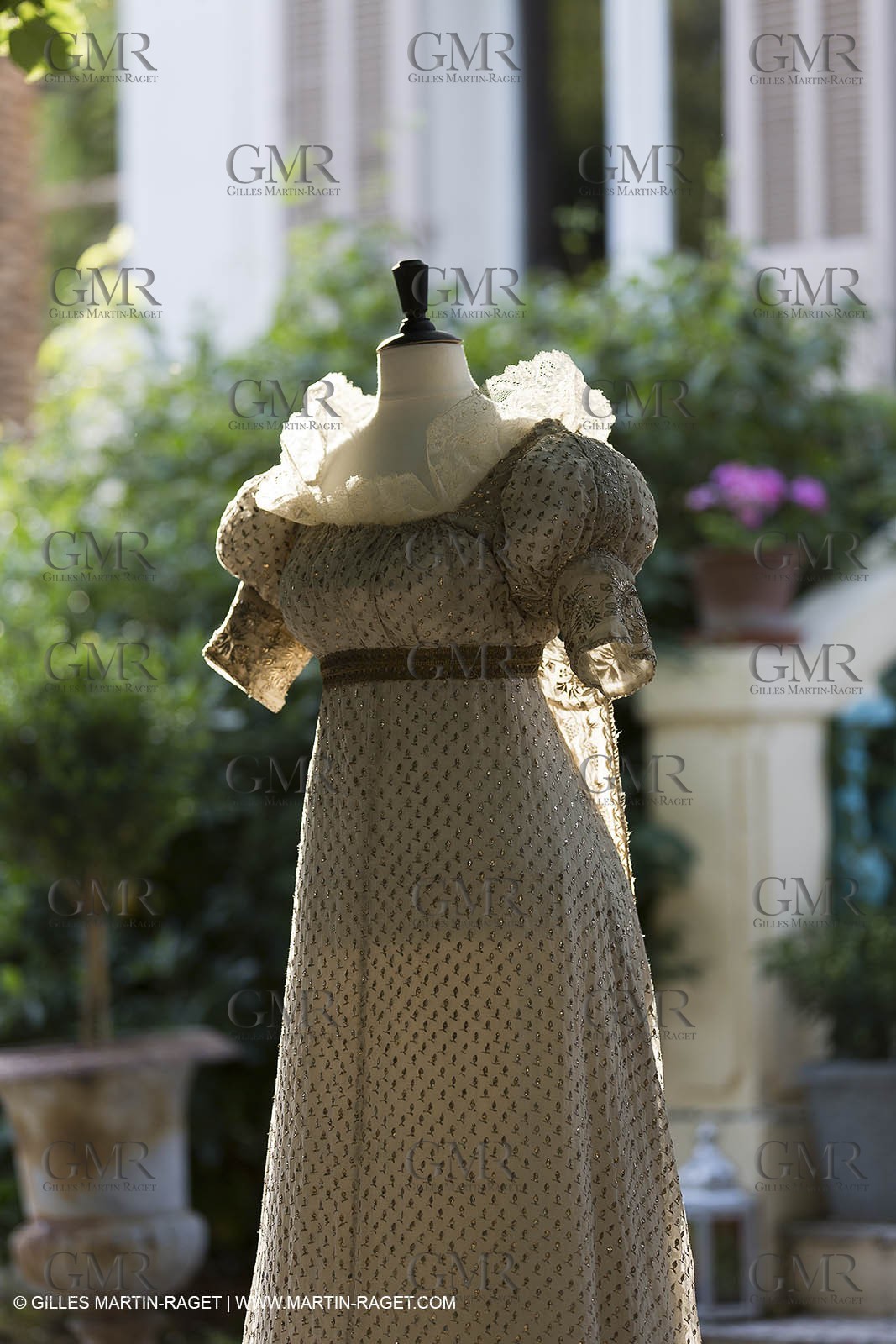 06 07 2012, Toulon (FRA,83), Villa Rozemaine, exhibition 'Fashion Dresses