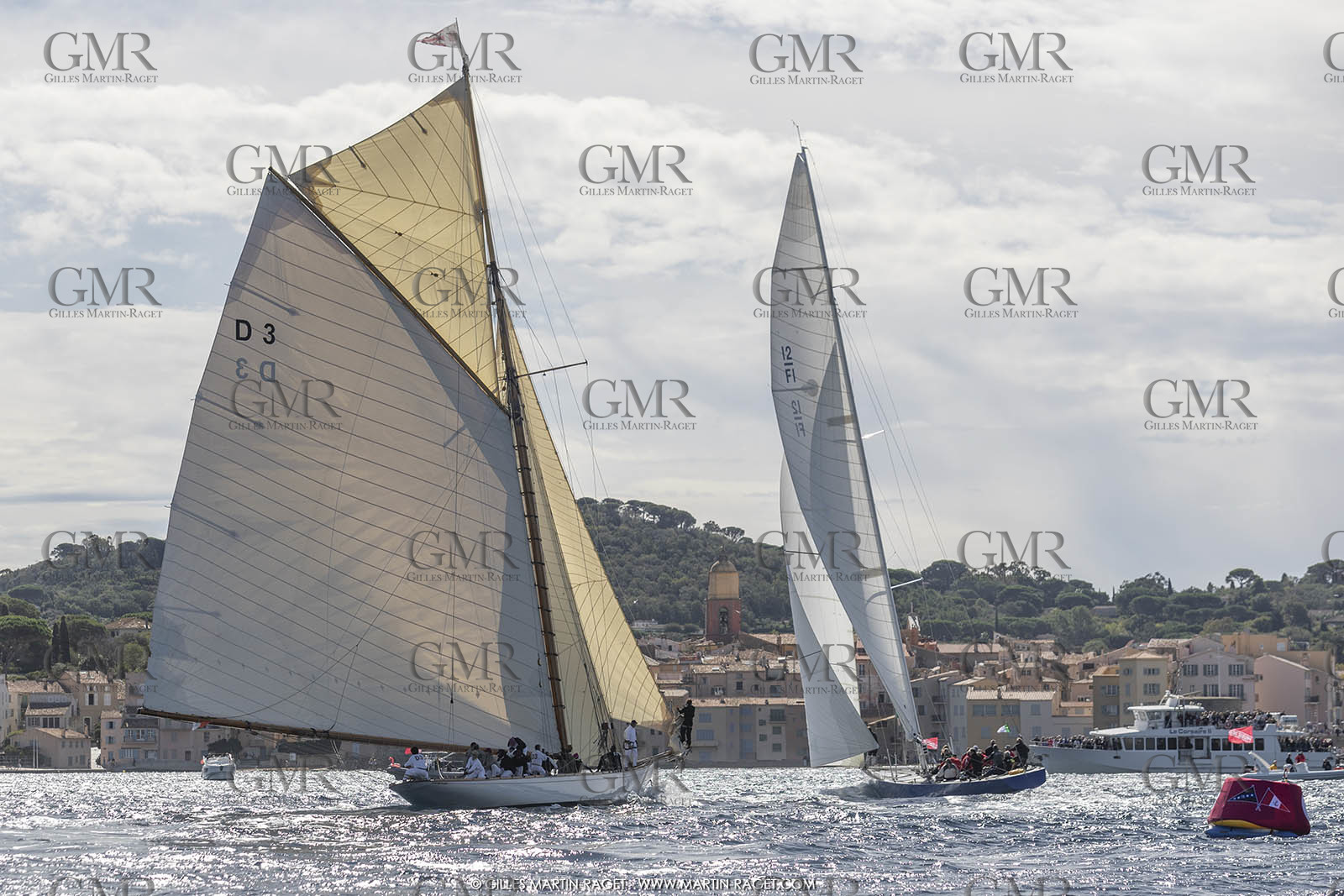 29  2022, Saint-Tropez (FRA,83), Les Voiles de Saint-Tropez 2022, journée des défis, Clu 55 Cup ,France 1 conrte Tuiga, équipage France 1