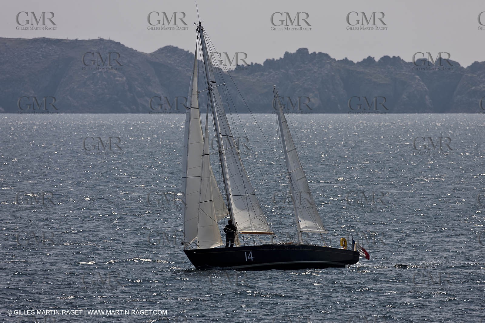 19 05 2010 - Raz de Sein (FRA,29) -  Pen Duick II