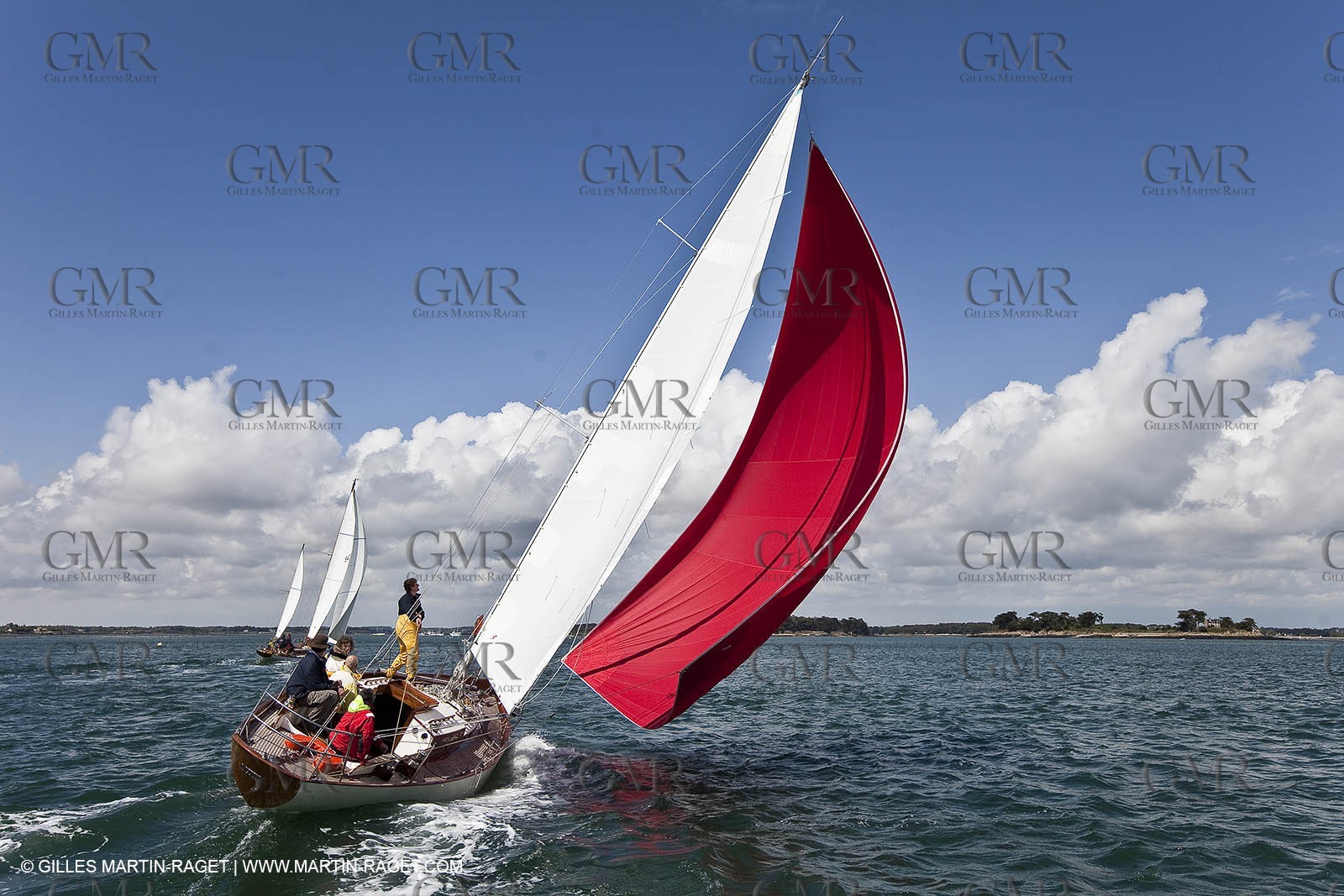 01-05-10 - Le Bono (FRA,56) - Regate Classique -Acteia II - Maica