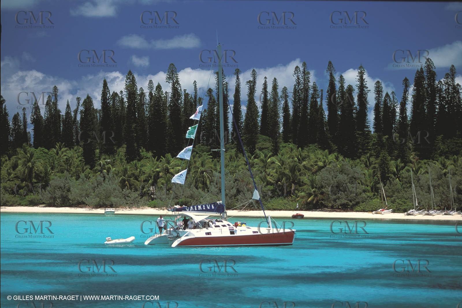 Cruising multihull mooring