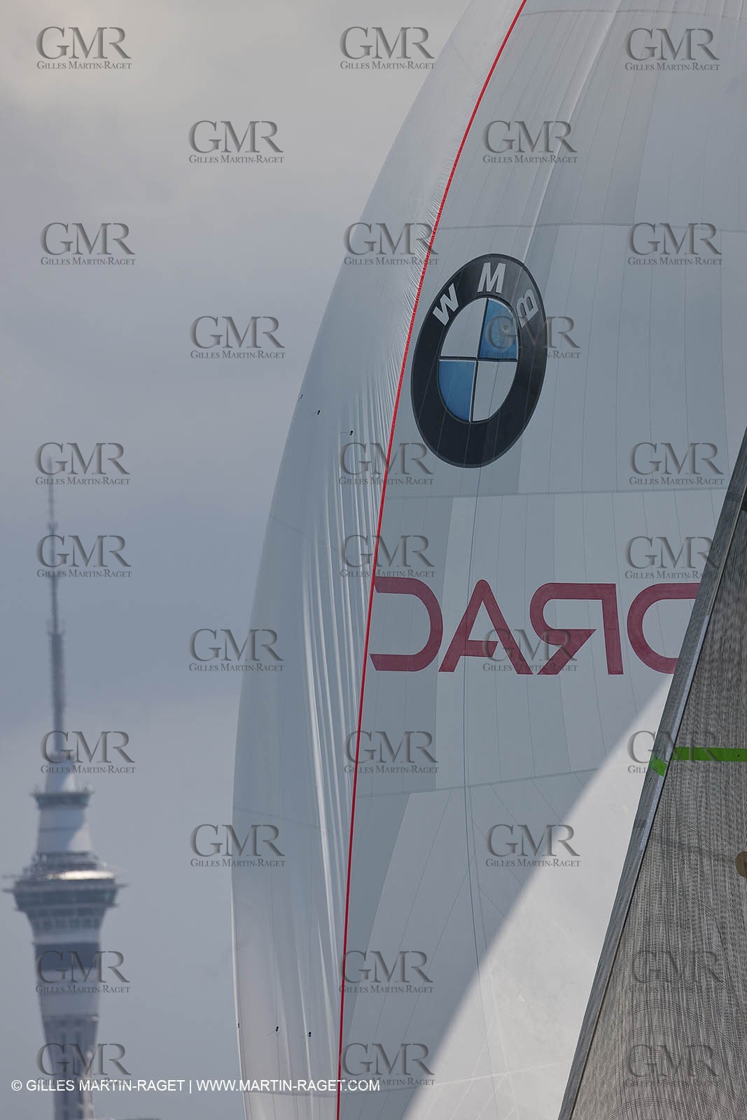 23 01 2009 - Auckland (NZL) - Louis Vuitton Pacific Series - BMW ORACLE Racing - Tuning up onboard Emirates Team New Zealand yacht
