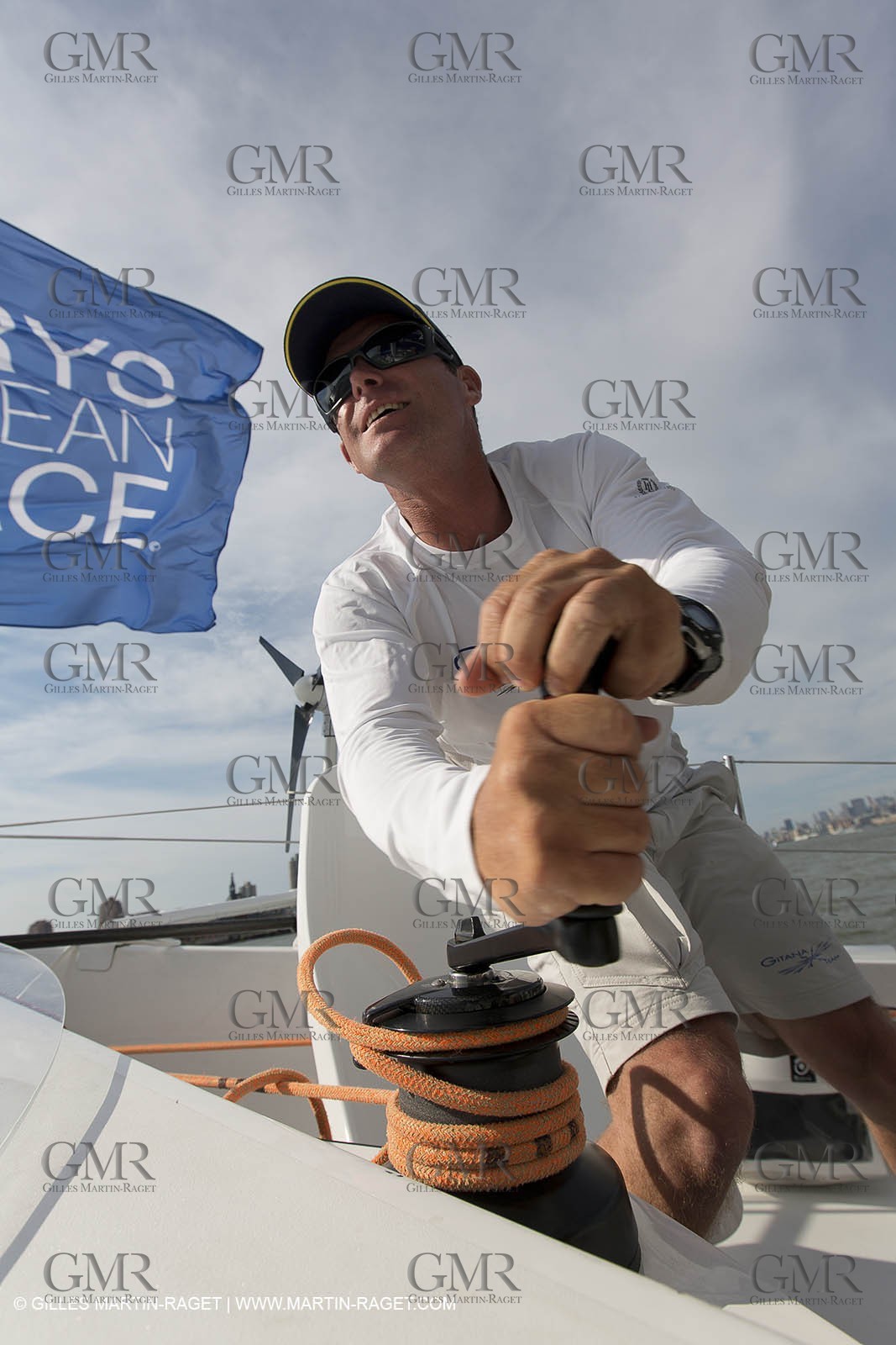05 07 2012 - New York (USA) - Ocean Krys Race - Speed runs in fornt of NY city