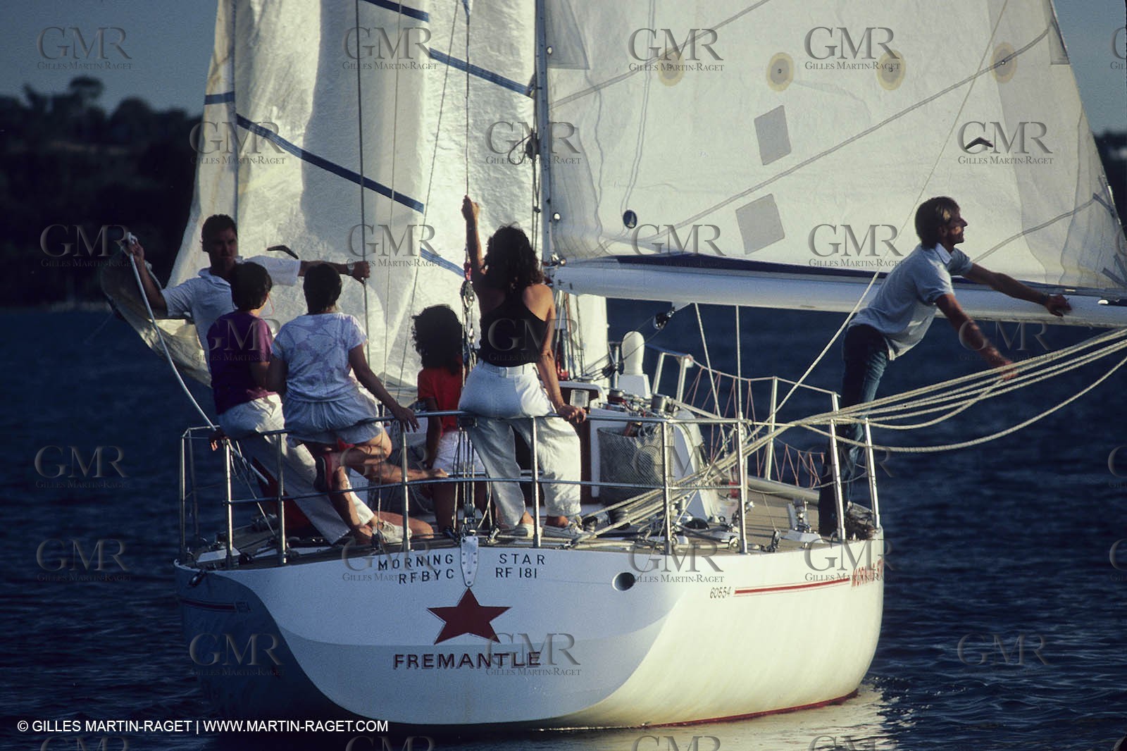 Sailing, cruising, people