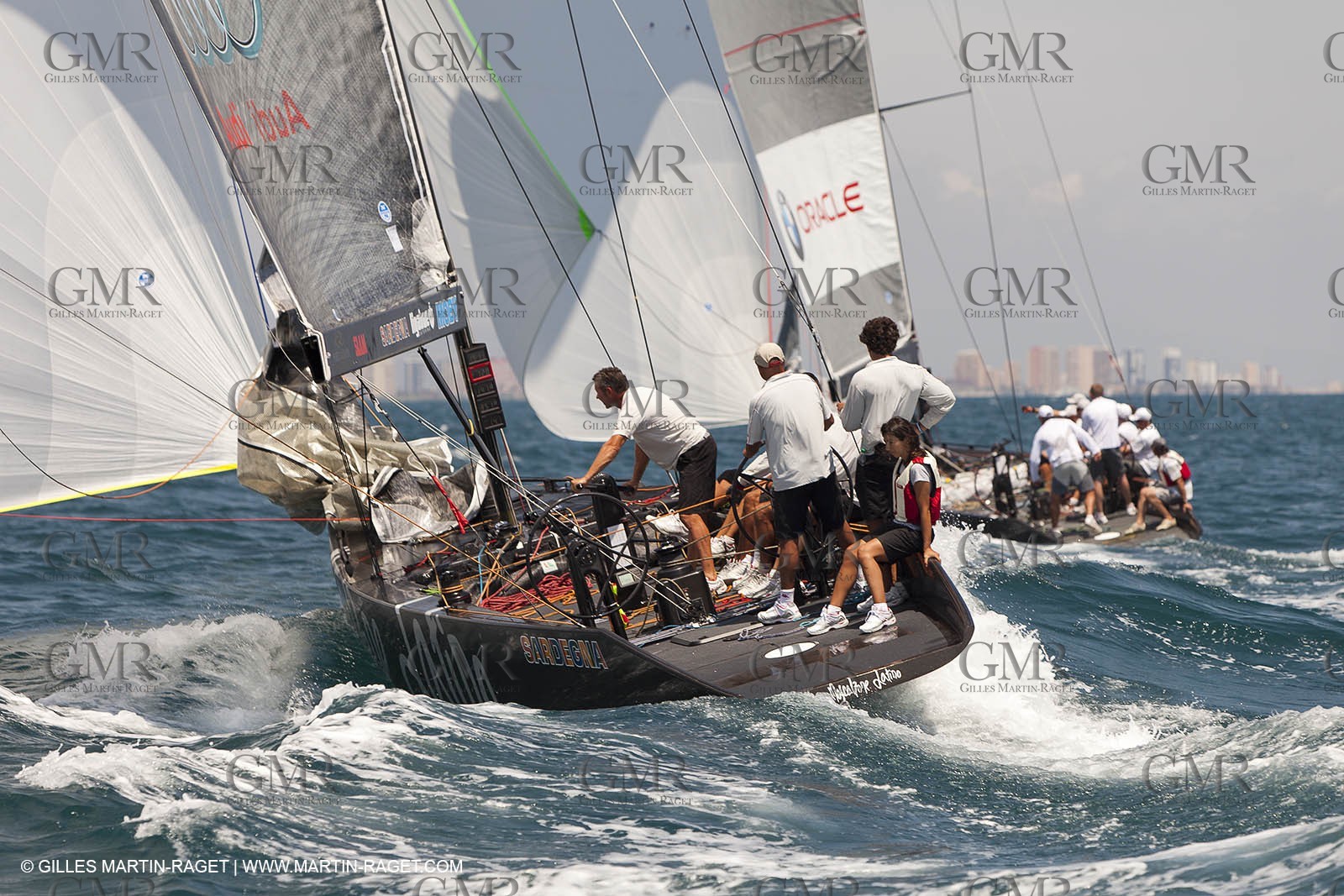 01 08 2010 - Valencia (ESP) - BMW ORACLE Racing - RC 44 Valencia Cup - fleet racing - Day 3