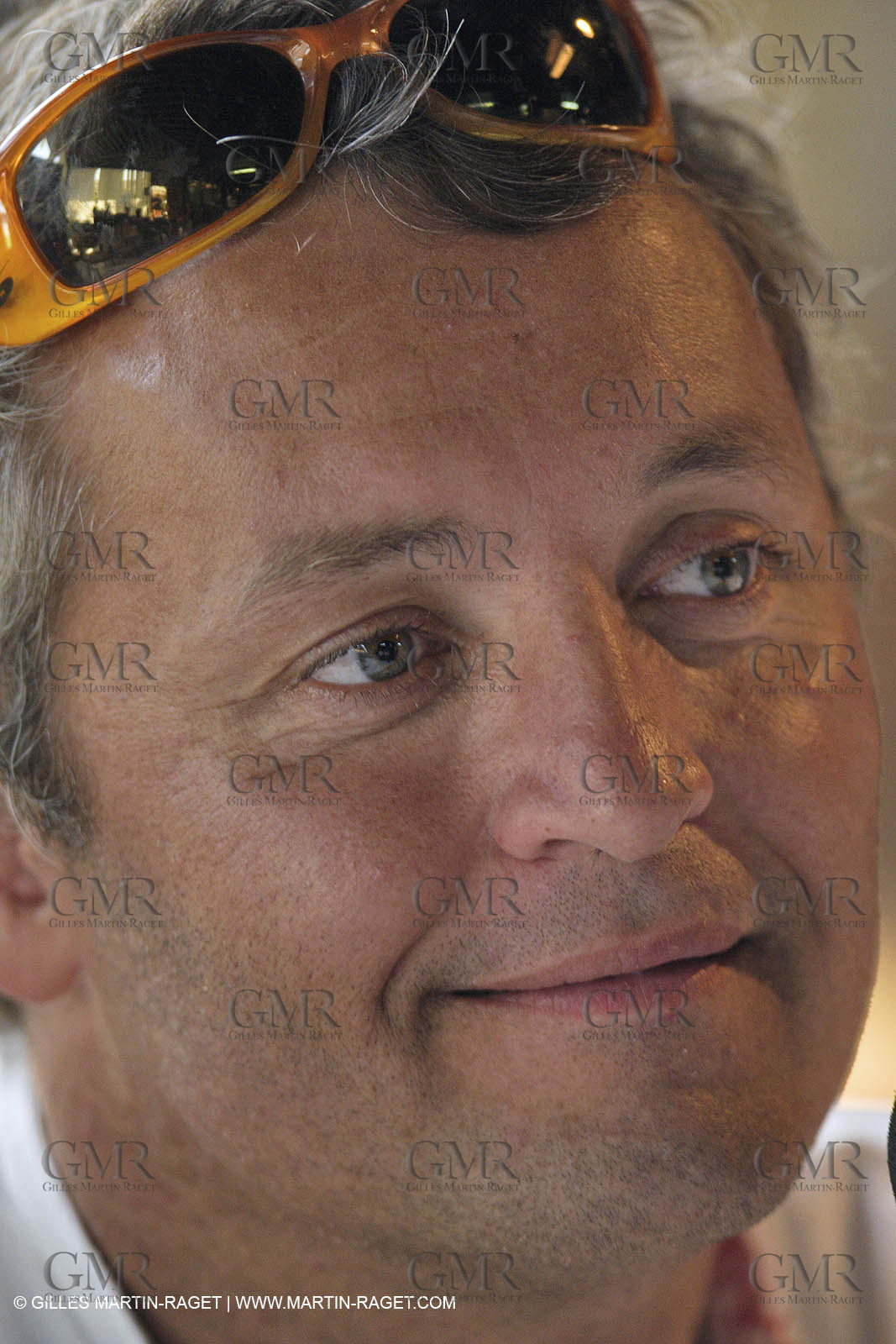 06 11 2006 - Pointe à Pitre Guadelupe (FRA) - Route du Rhum 2006 arrival Yvan Bourgnon (Brossard)