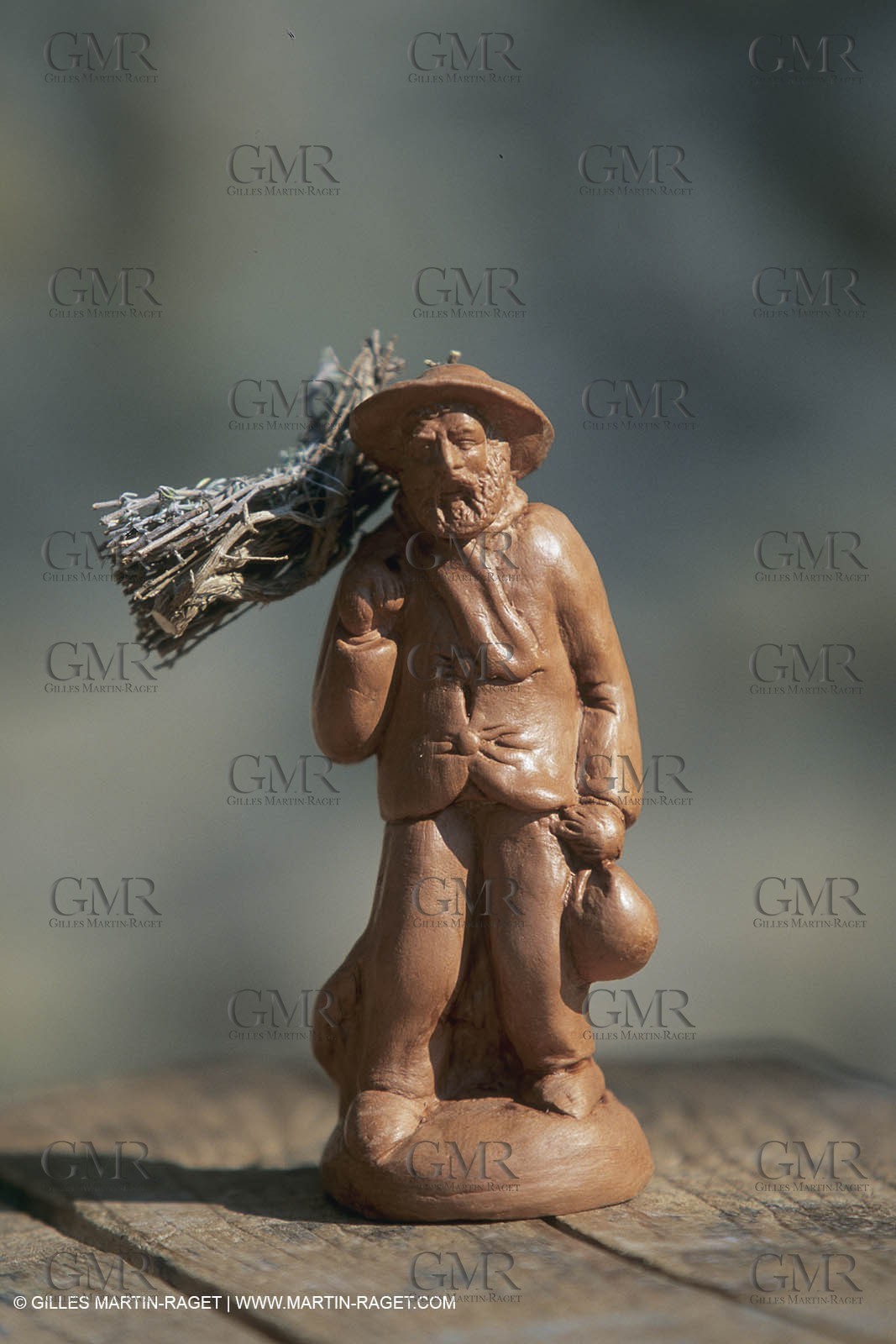 Baux de Provence, Cribs making