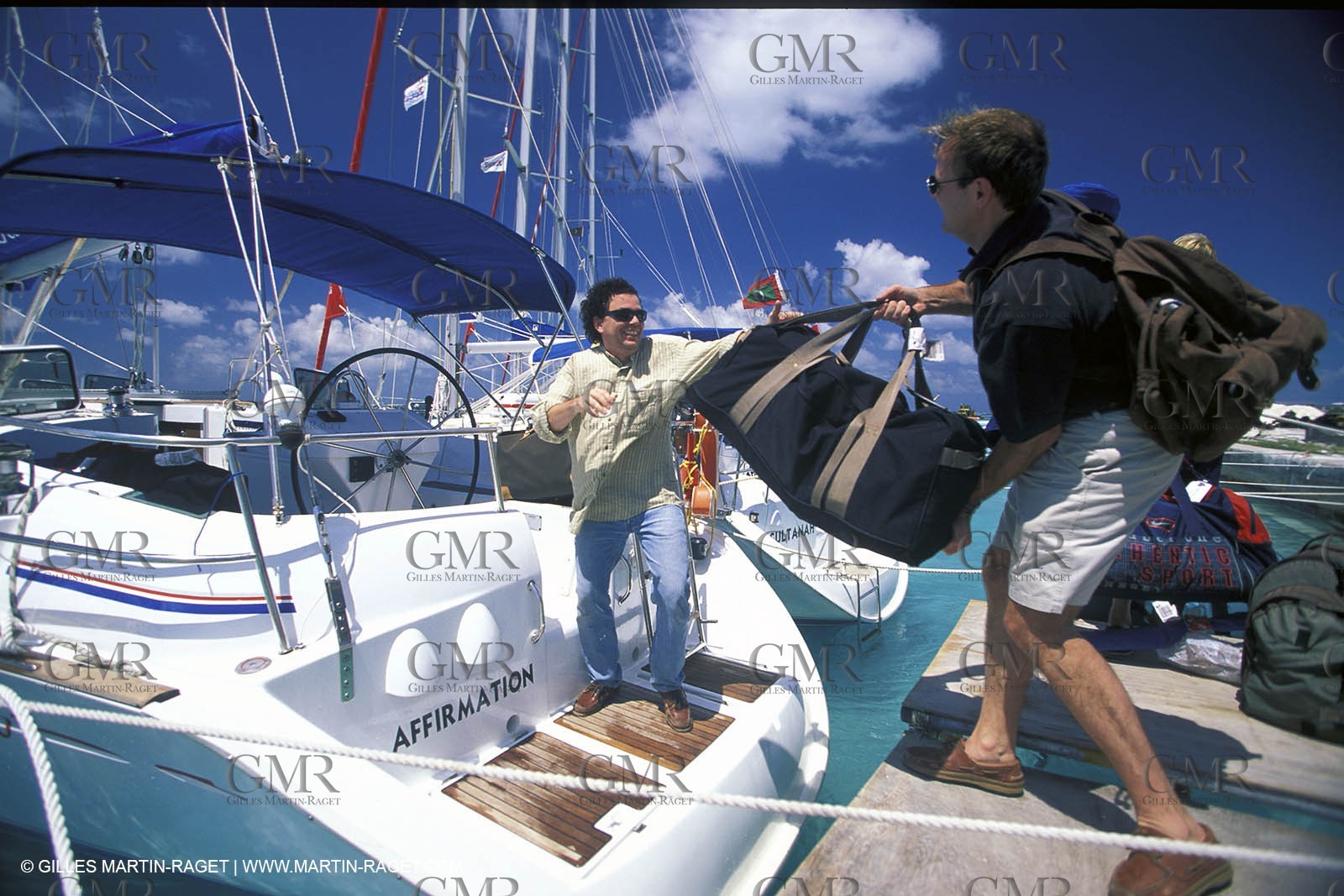 Cruising - People - Crew work