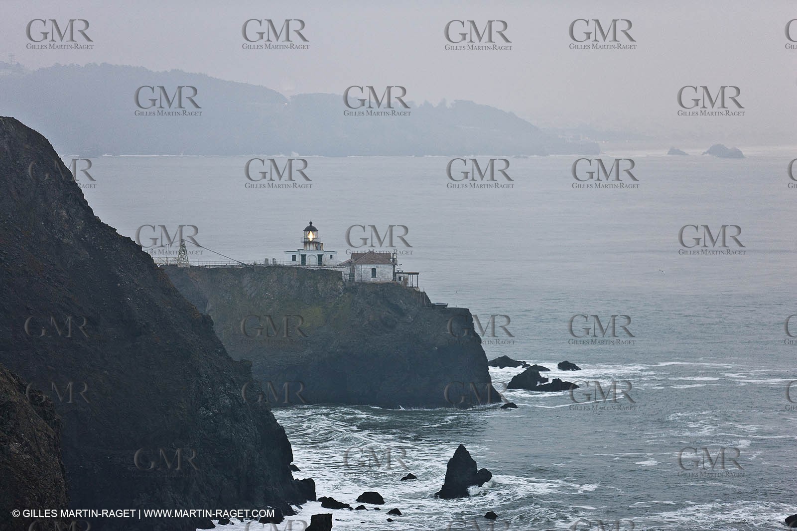 07 01 2011 - San Francisco (USA,CA) -  - Golden Gate National Recreation area - Point Bonita Liighthouse