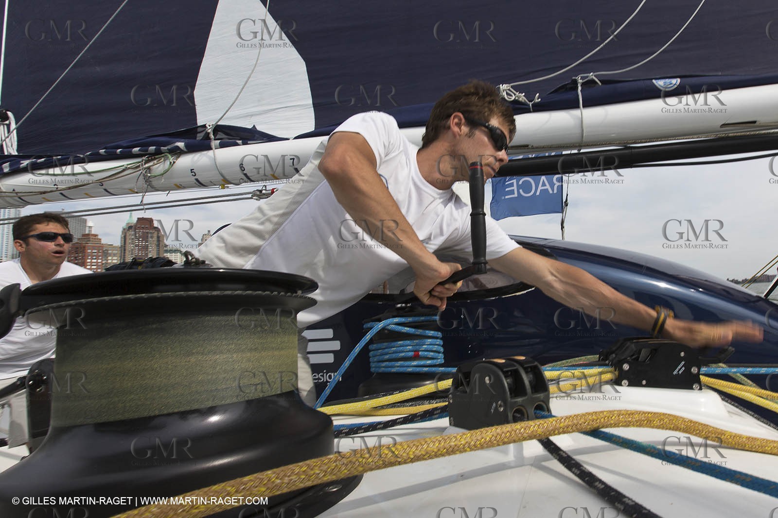 05 07 2012 - New York (USA) - Ocean Krys Race - Speed runs in fornt of NY city