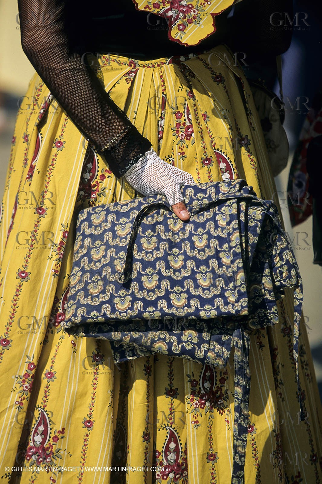 Arles (FRA,13) - Costume from Arles Fest