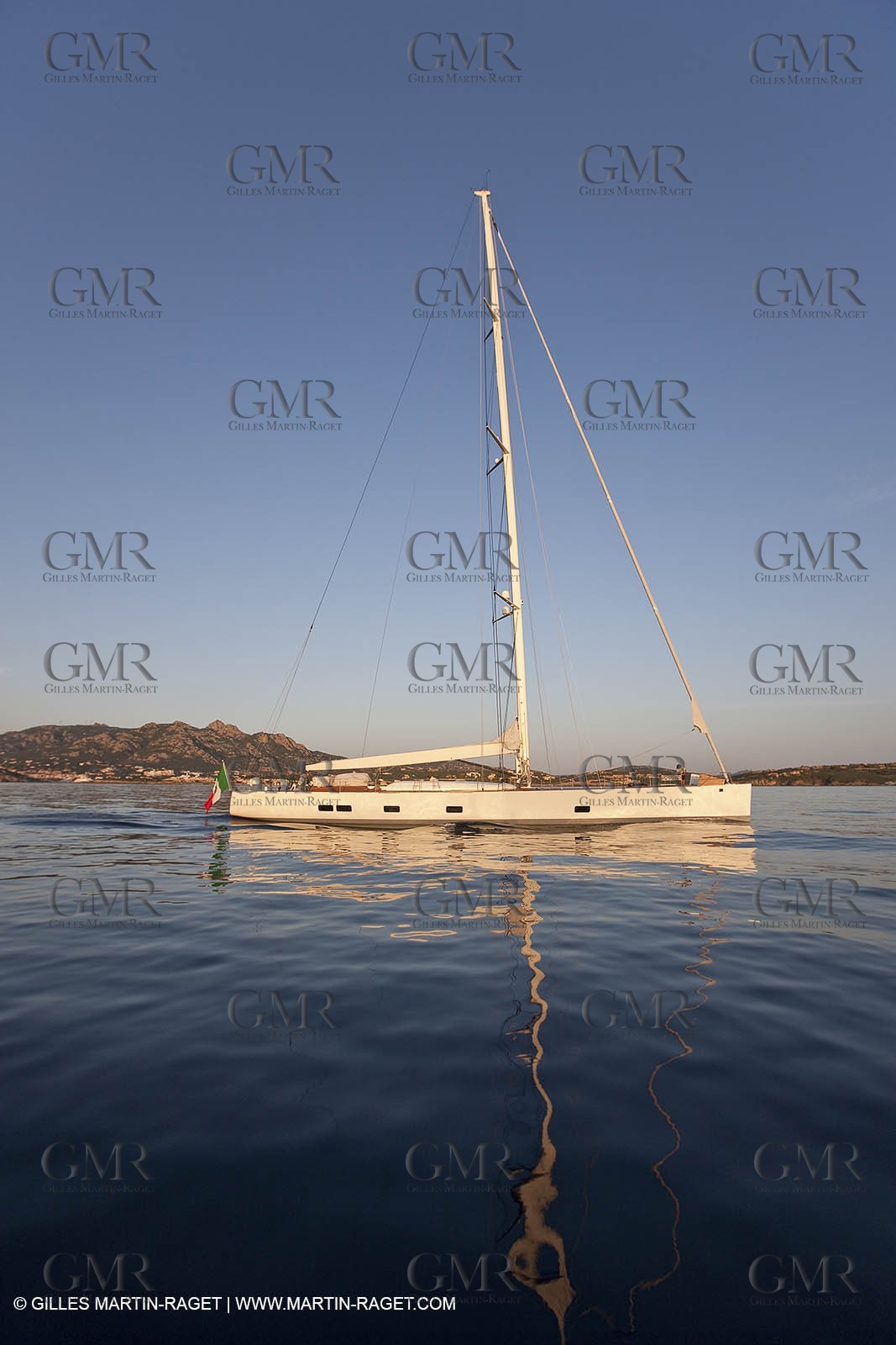 17 06 09 Porto Cervo (ITA, Sardinia) - Wally yachts - Indio 101