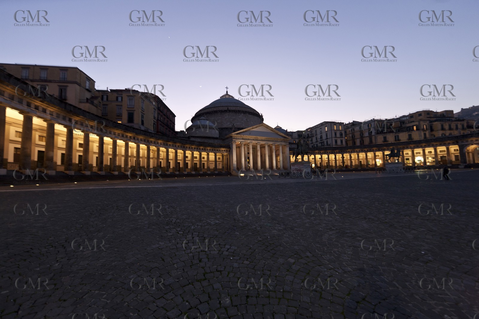 24 02 2012 - Naples (ITA) - 34th America's Cup - America's Cup World Series Naples 2012 - Naples Preview - Basilico San Francesco di Paola - Piazza Plebiscito