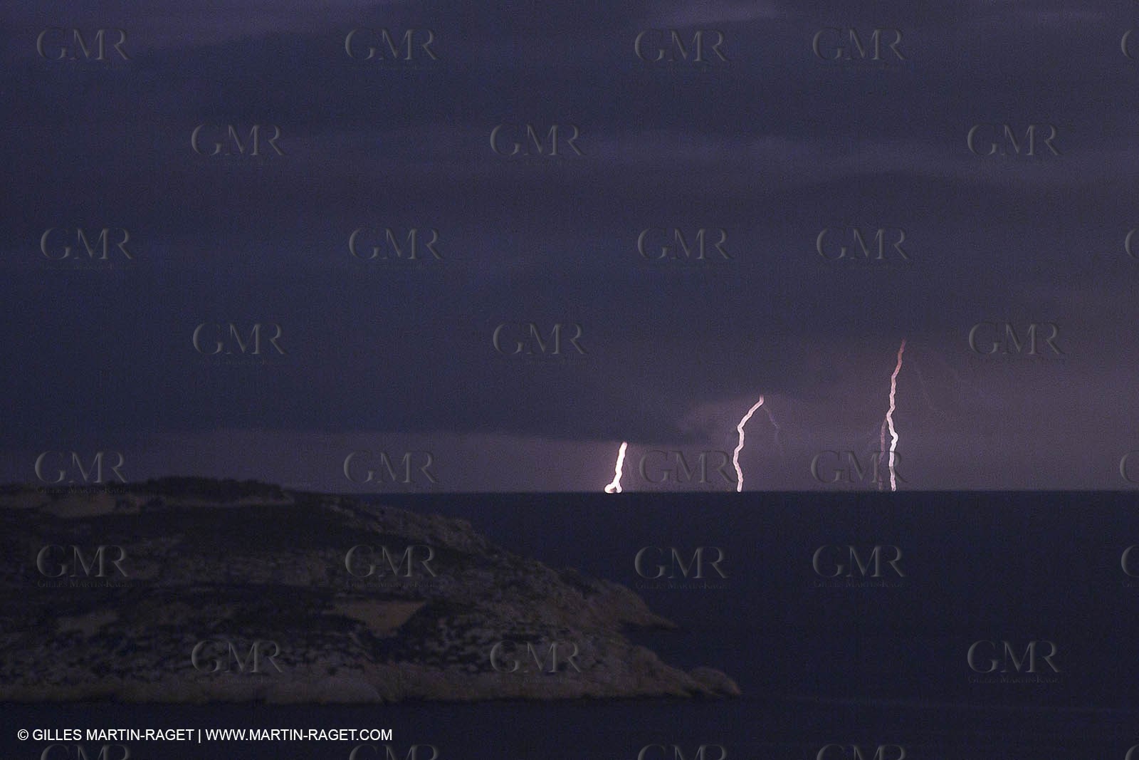 Thunderstorm over Planier island lighthouse - Marseille (FRA,13) - 18 06 2014
