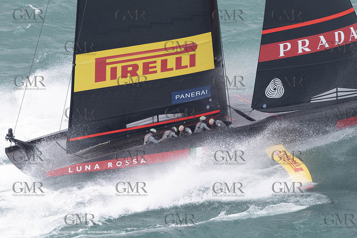 10 12 2020 - Auckland (NZL) - 36th America's Cup - Practice Sessions - Day 2 -Luna Rossa Prada Pirelli Team