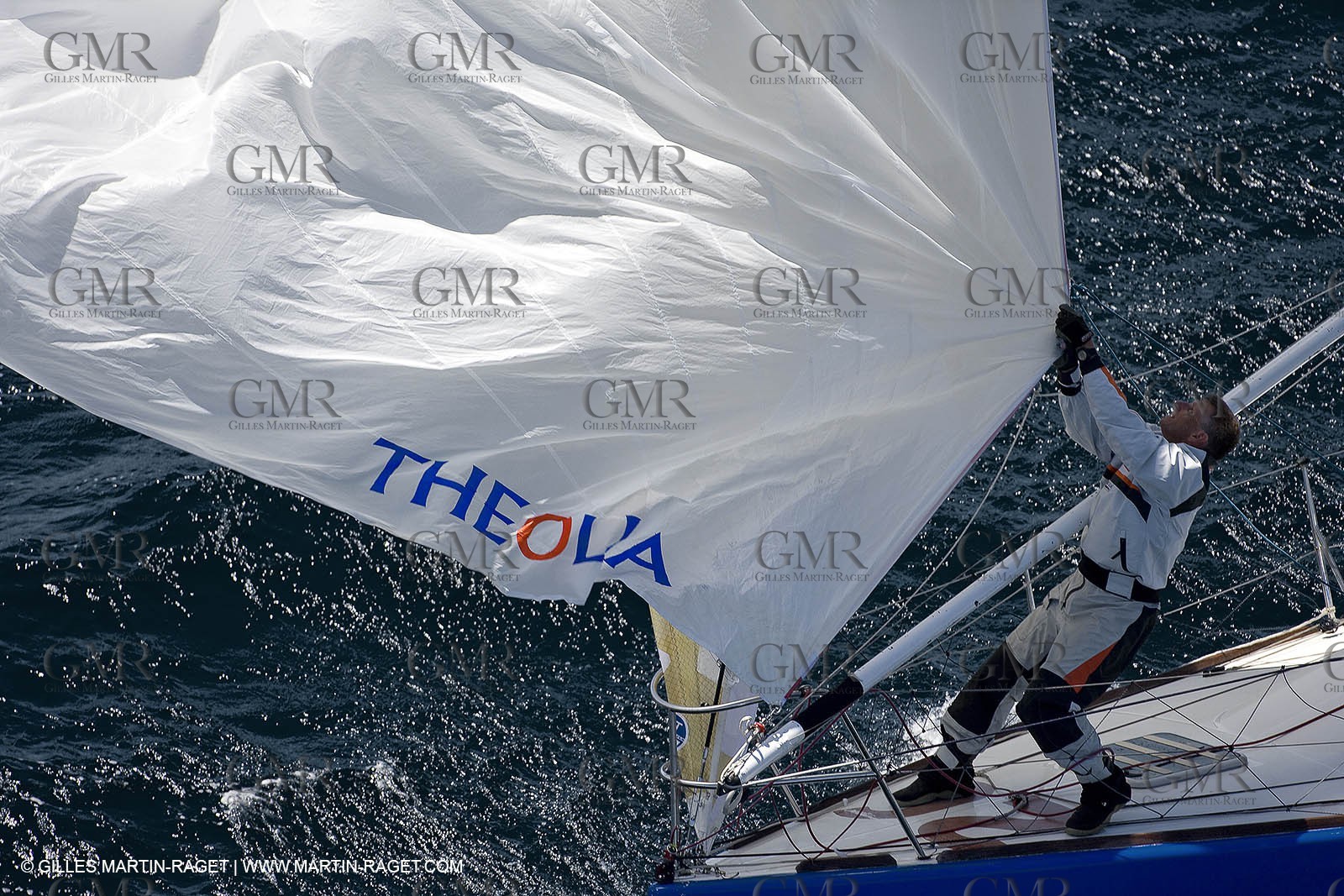 06-26-2007 - FIGARO II - THEOLIA - Skipper : Robert Nagy - Training off Marseille (south France) with strong wind conditions