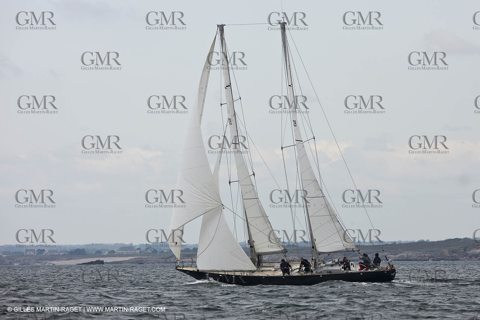 19 05 2010- Lorent- (FRA,56)  -  Pen Duick III