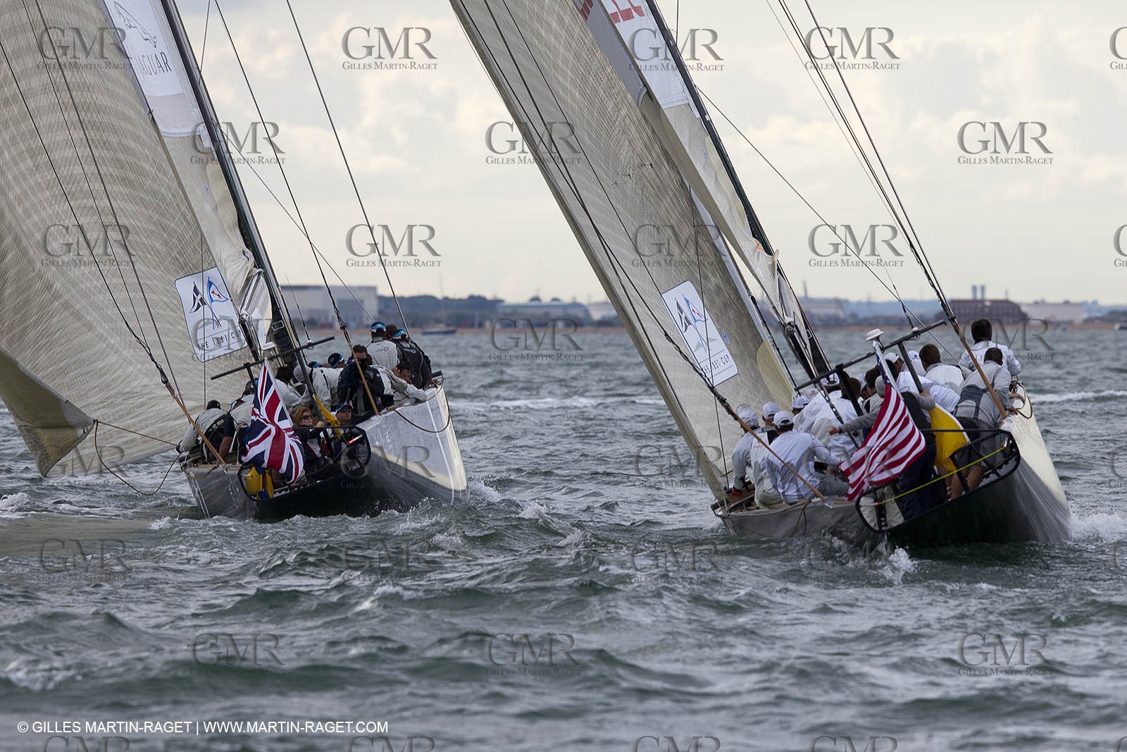 04 08 2010 - Cowes (UK, IOW) - The 1851 Cup -  BMW ORACLE Racing - Day 2.