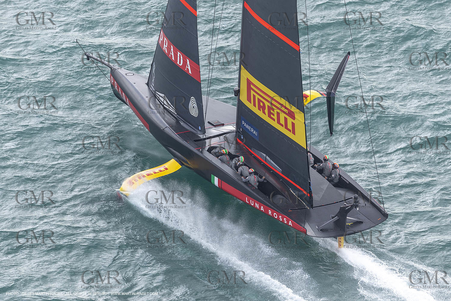 10 12 2020 - Auckland (NZL) - 36th America's Cup - Practice Sessions - Day 2 -Luna Rossa Prada Pirelli Team