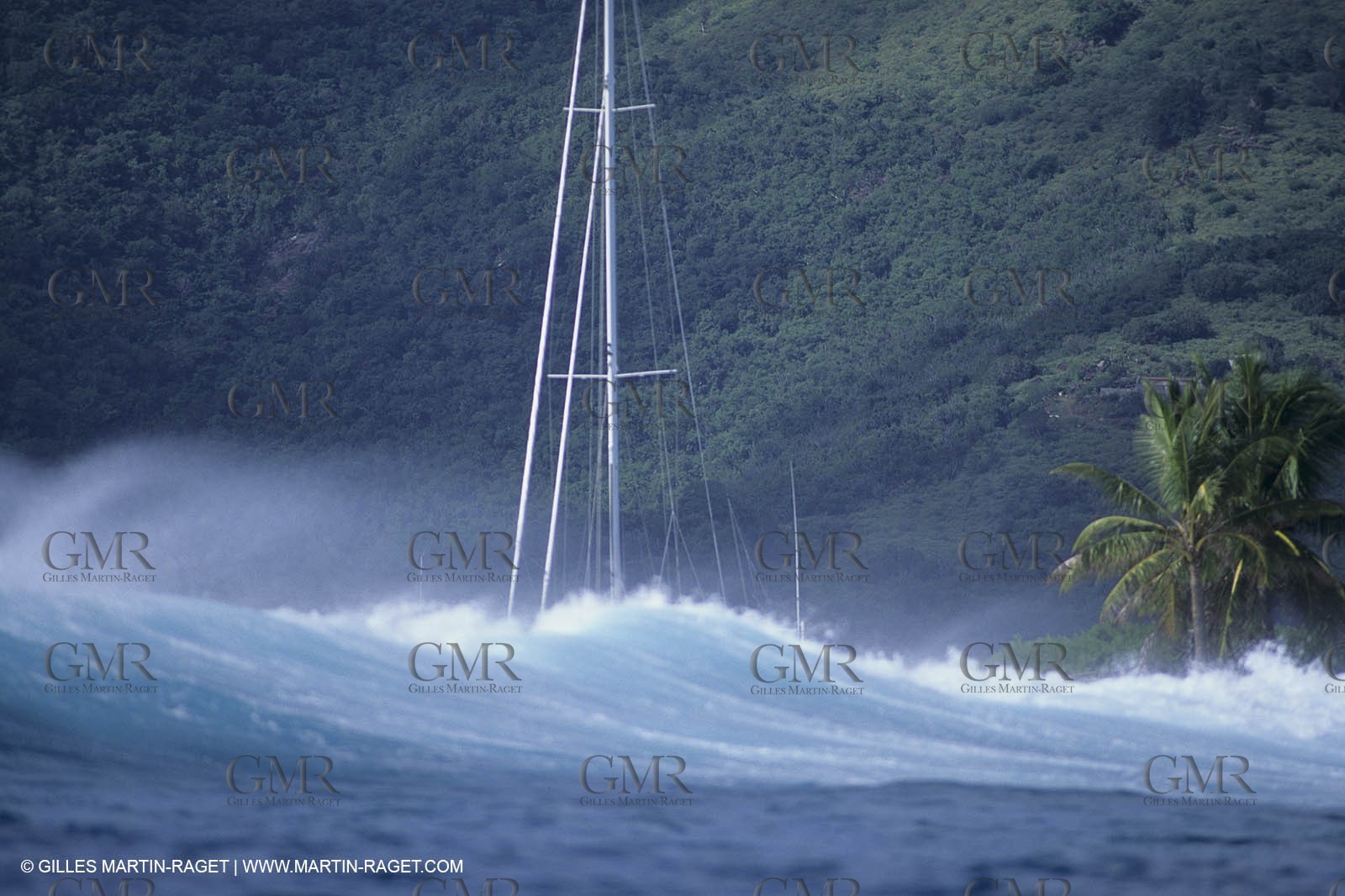 sailing, cruising, monohull at the mooring