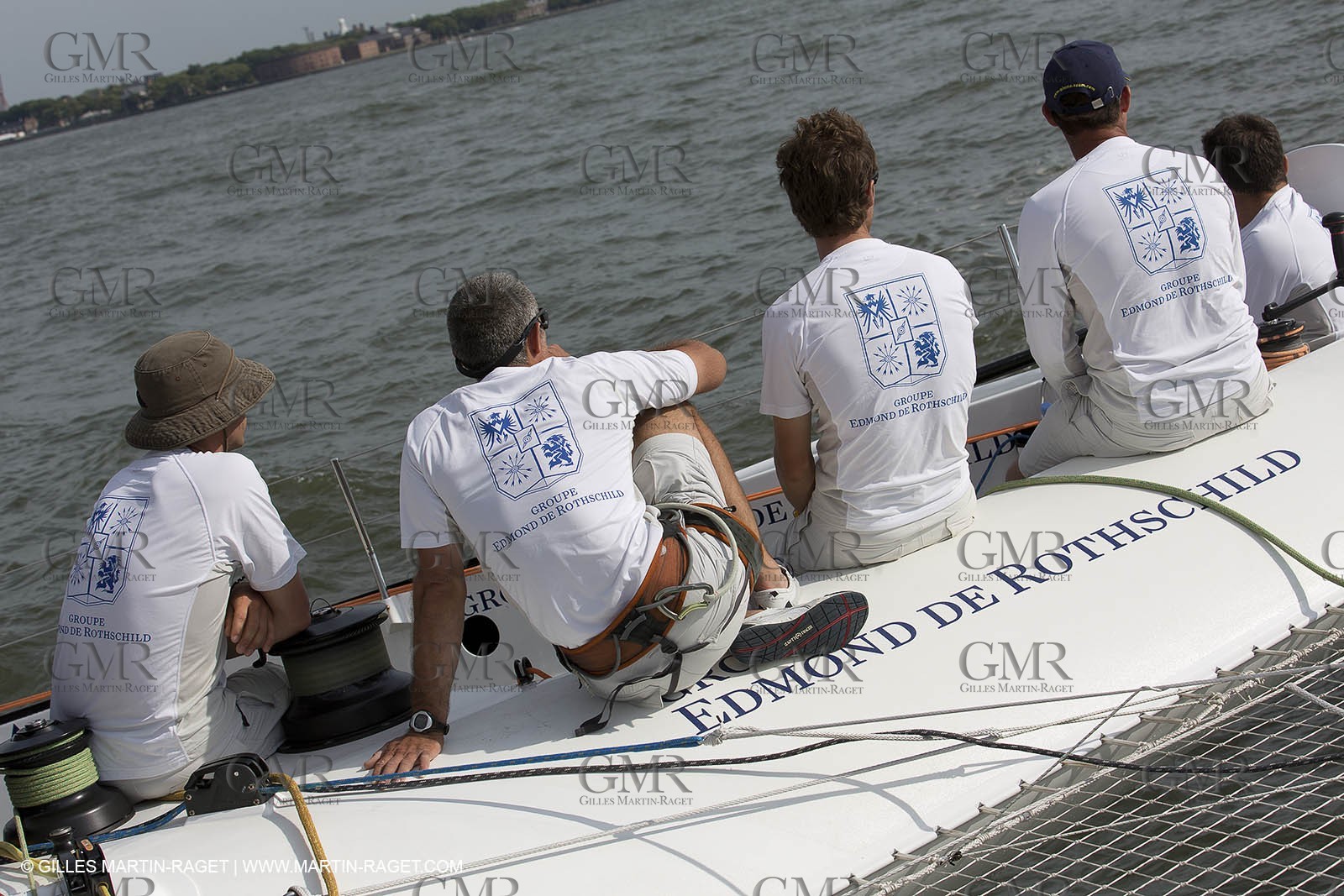 05 07 2012 - New York (USA) - Ocean Krys Race - Speed runs in fornt of NY city