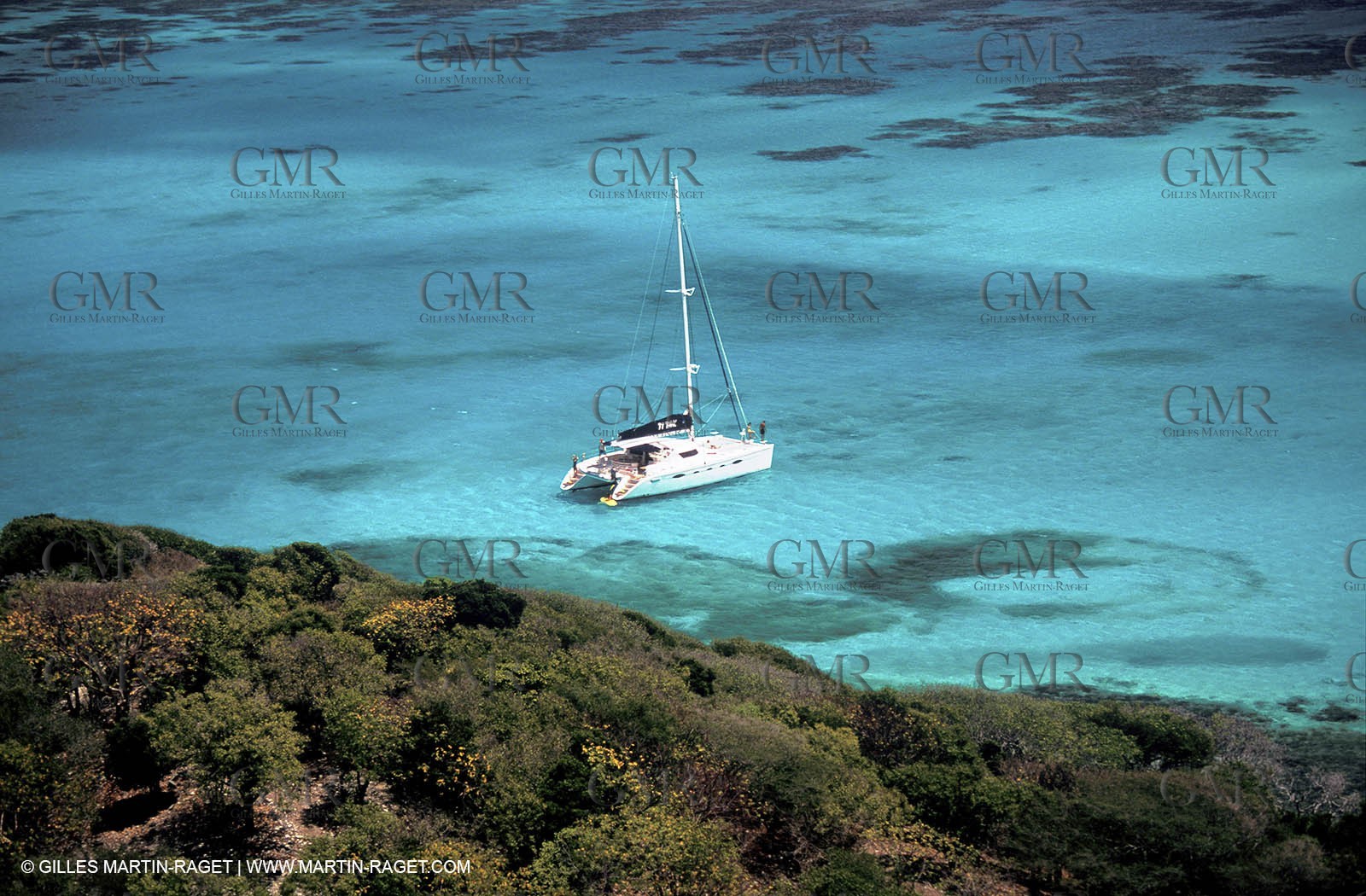 Cruising multihull mooring