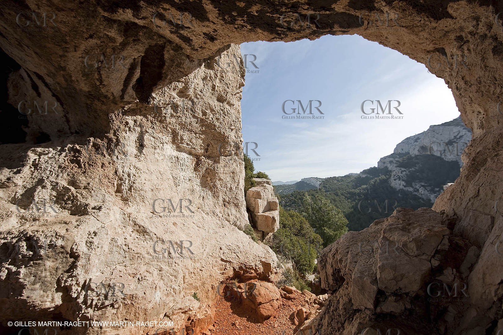 25 03 2009 - Marseille (FRA, 13) - Les Calanques - Massif de Marseilleveyre - La Roche Percée