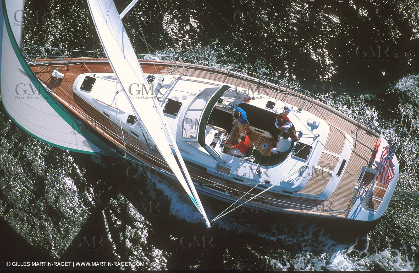 Crusing monohull sailing