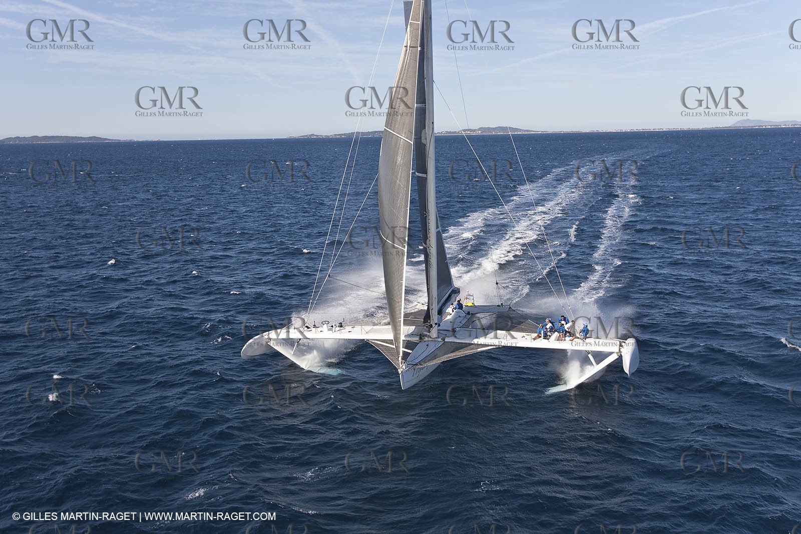 05 09 2009 - Hyères (FRA, 83) Hydroptère beat the overal sailing speed record with a run at 51,36 knts ( subjet to ratification by WSSRC)