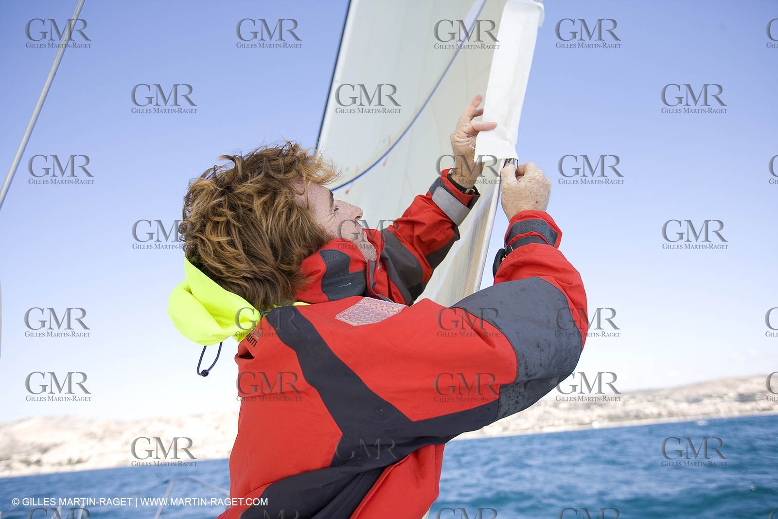 28 09 2007 - Marseille (FRA, 13) - Aigle Marine weather clothing showed in action by salors Marc Emig et Luce Molinier