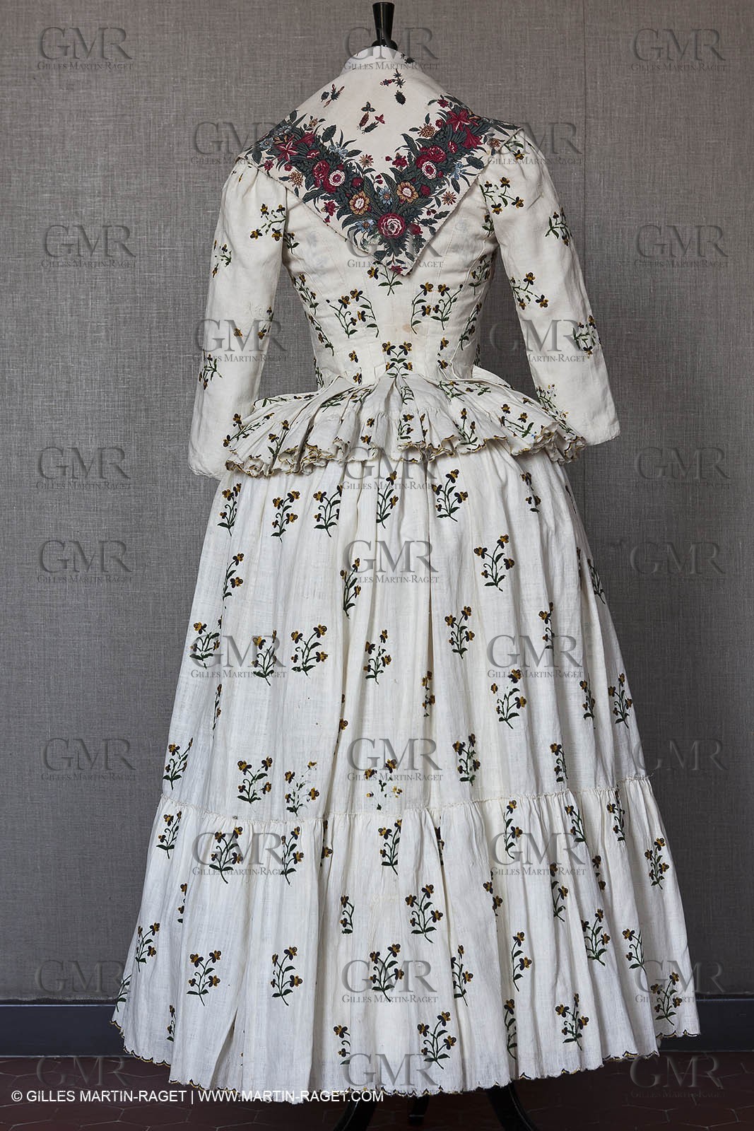 30 06 2011 - Toulon (FRA,83) - Villa Rosemaine - Indiennes sublimes exhibition