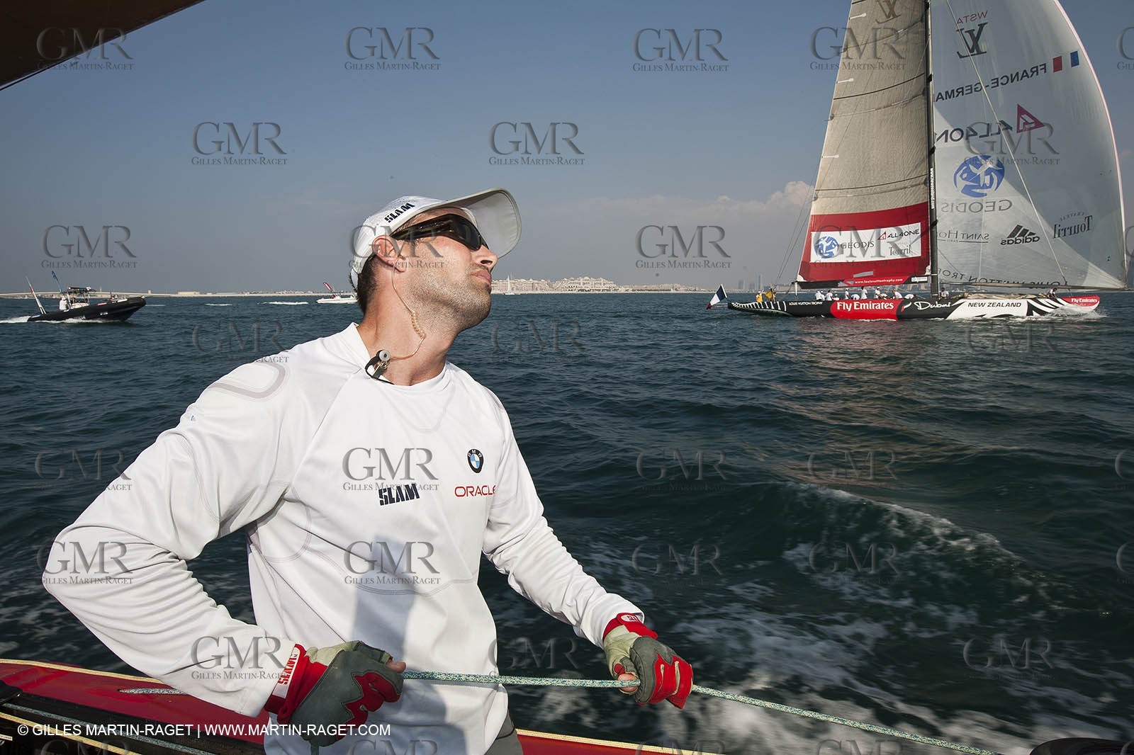 14 11 2010 - Dubai (UAE) - Dubai Louis Vuitton Trophy -  BMW ORACLE Racing - Training - Onboard Vs All 4 one