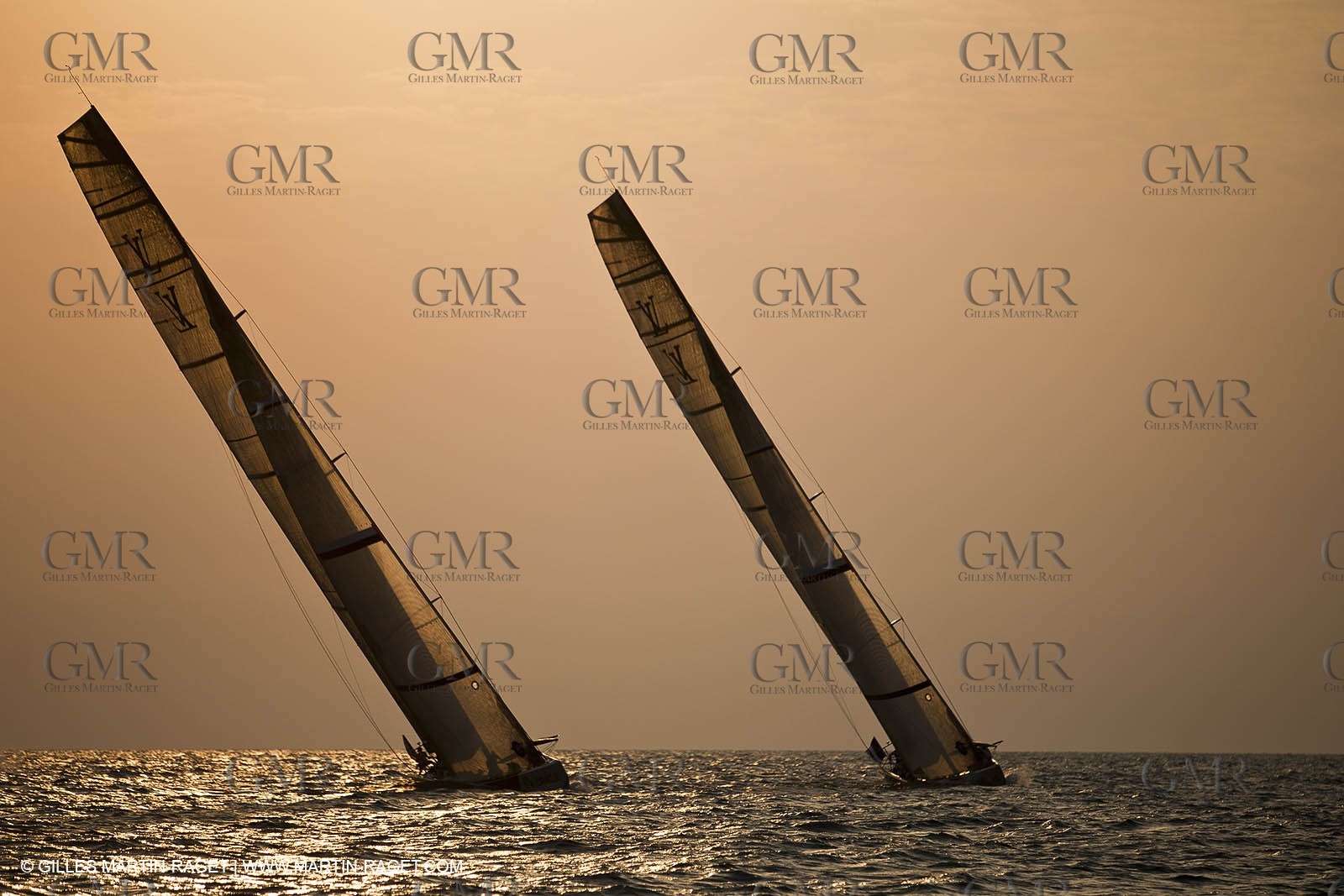 14 11 2010 - Dubai (UAE) - Dubai Louis Vuitton Trophy -  BMW ORACLE Racing - Race Day 1 - Vs All 4 one