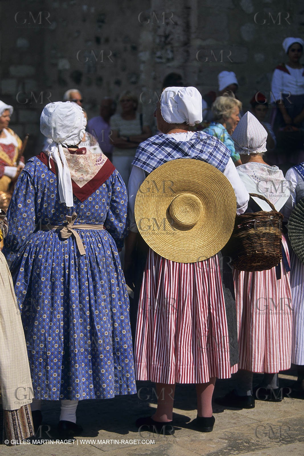 Marseille (FRA), fishermen fest for St Esteve anniversary
