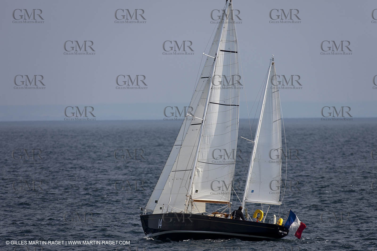 19 05 2010 - Raz de Sein (FRA,29) -  Pen Duick II