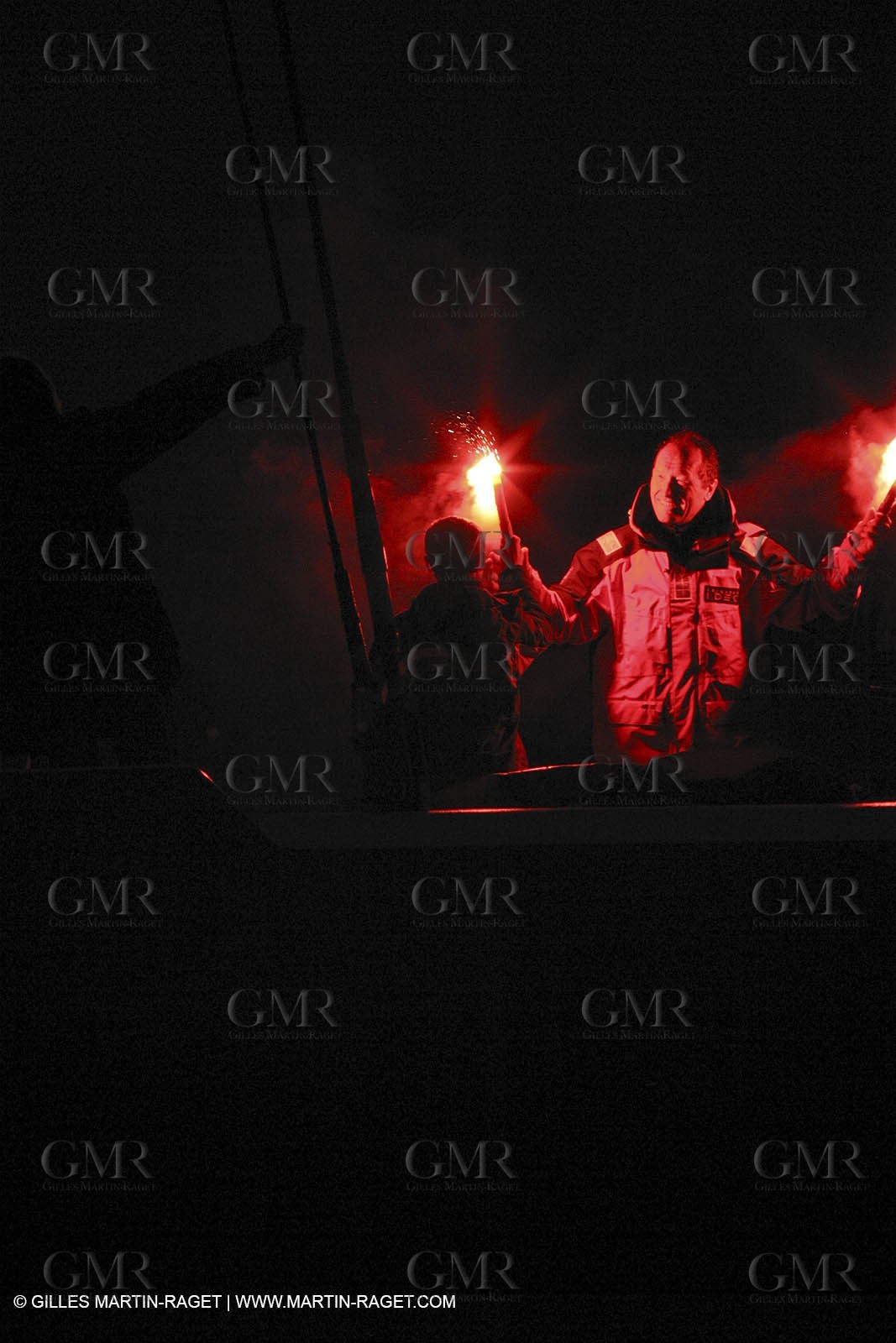 Round the world solo record - Idec - Francis Joyon - Brest finish