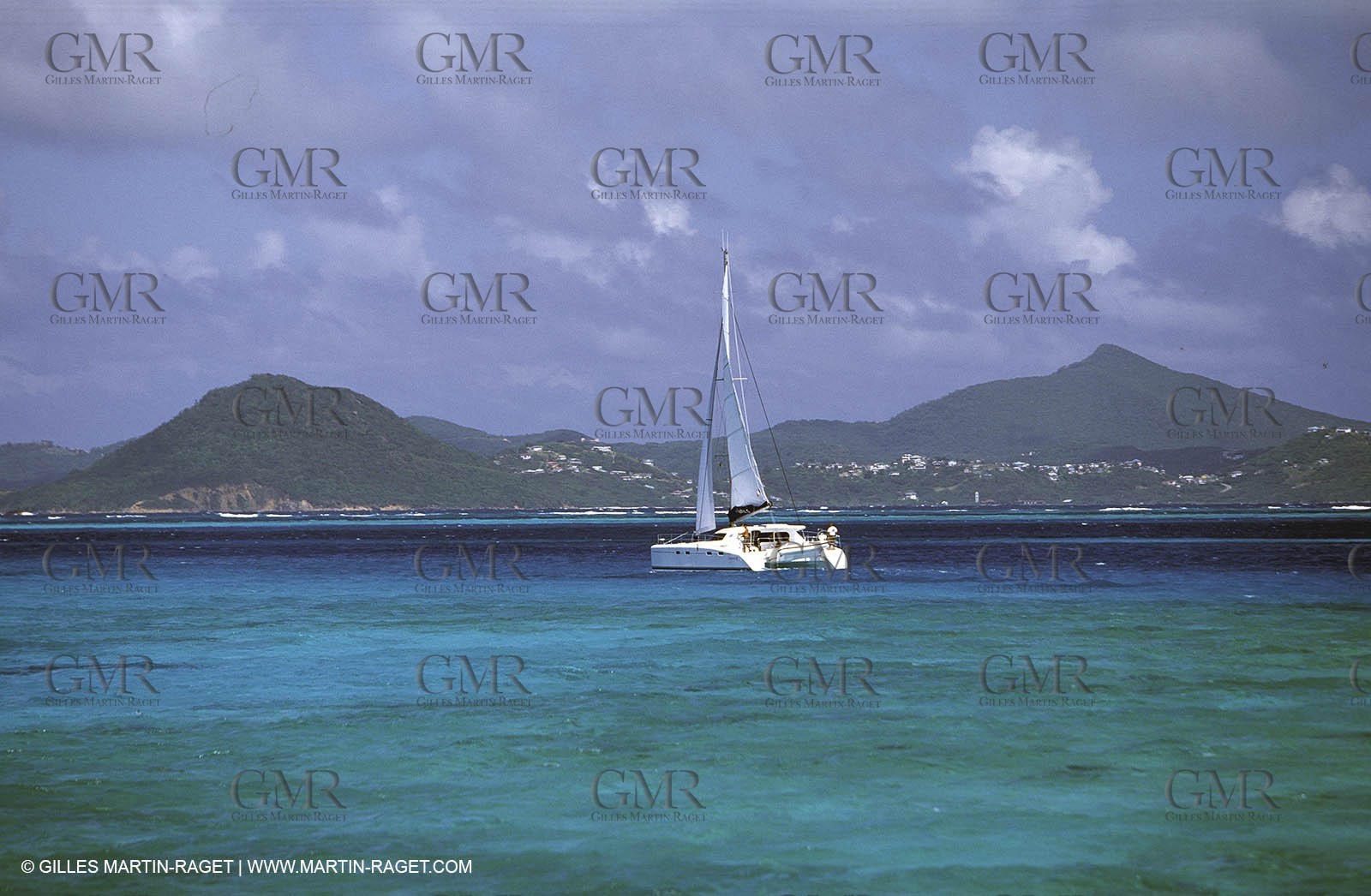 Cruising multihull sailing