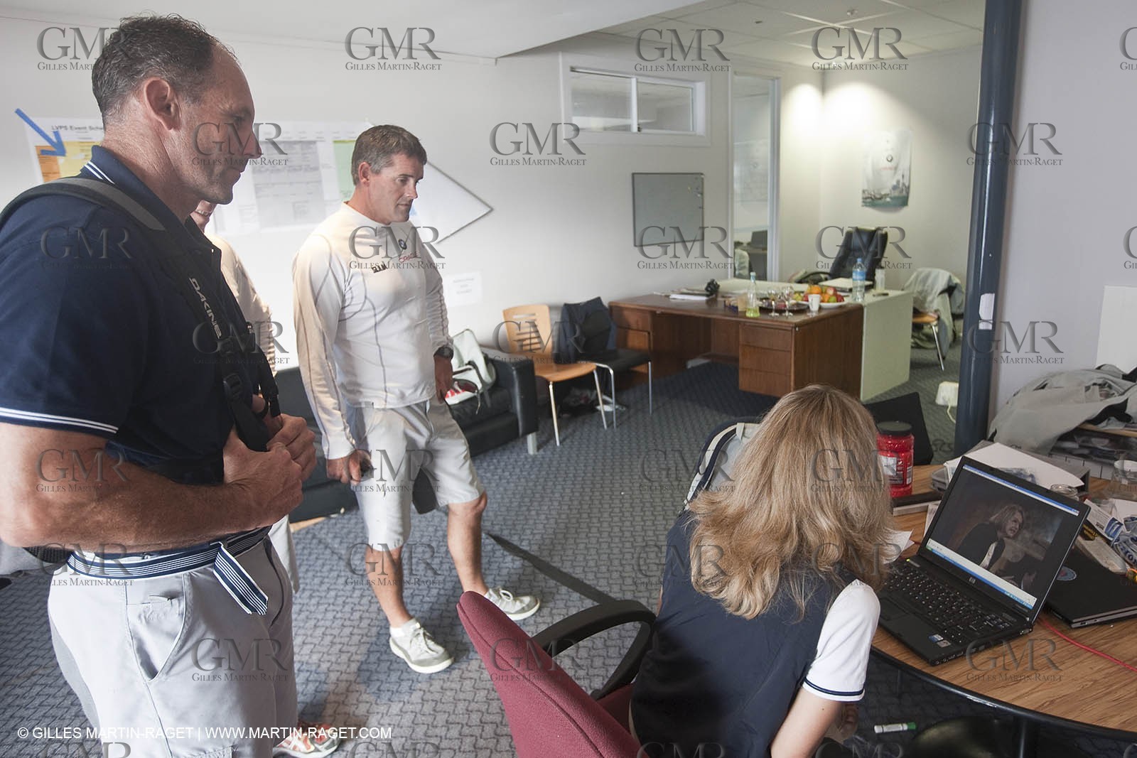 11 02 2009 - Auckland (NZL) -  Louis Vuitton Pacific Series -  Racing Day 11 - sail off