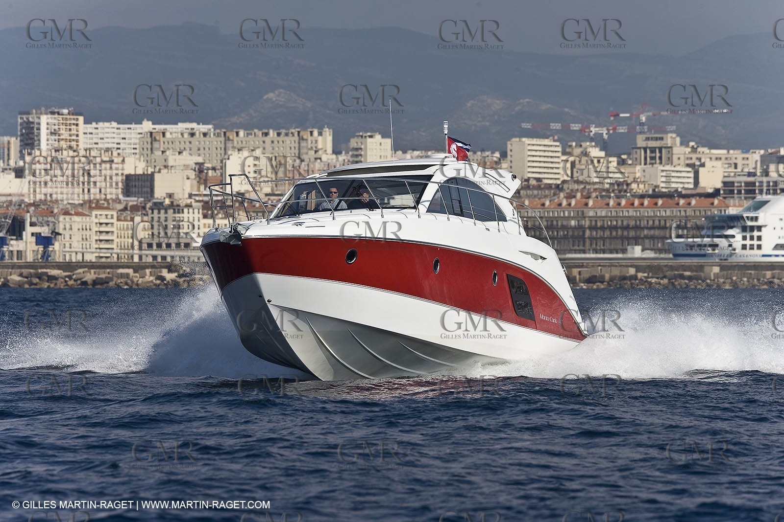 Motor boat running