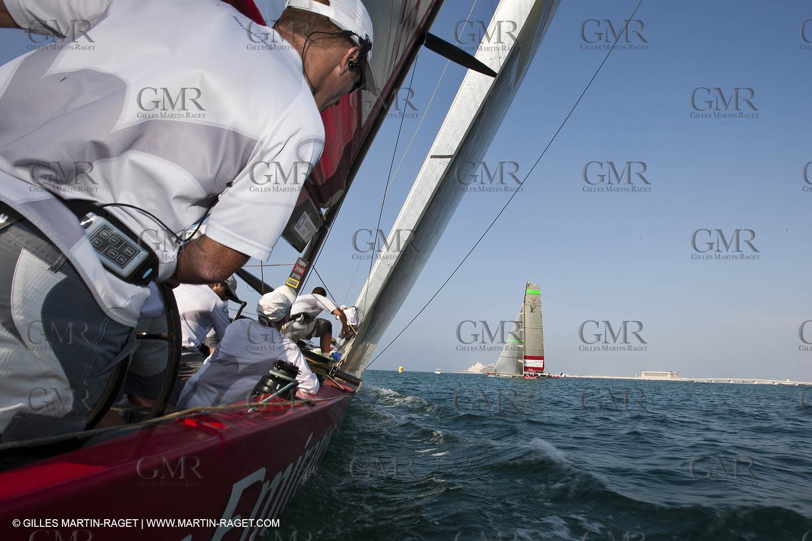 14 11 2010 - Dubai (UAE) - Dubai Louis Vuitton Trophy -  BMW ORACLE Racing - Training - Onboard Vs All 4 one